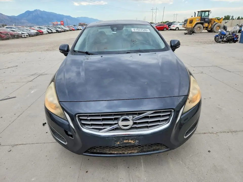 2012 VOLVO S60 T5  