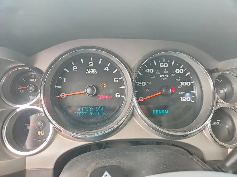 2011 CHEVROLET SILVERADO2   