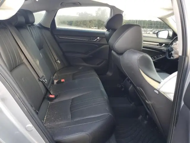 2019 HONDA ACCORD TOURING  