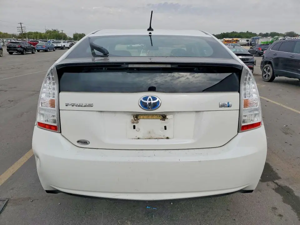 2010 TOYOTA PRIUS II  