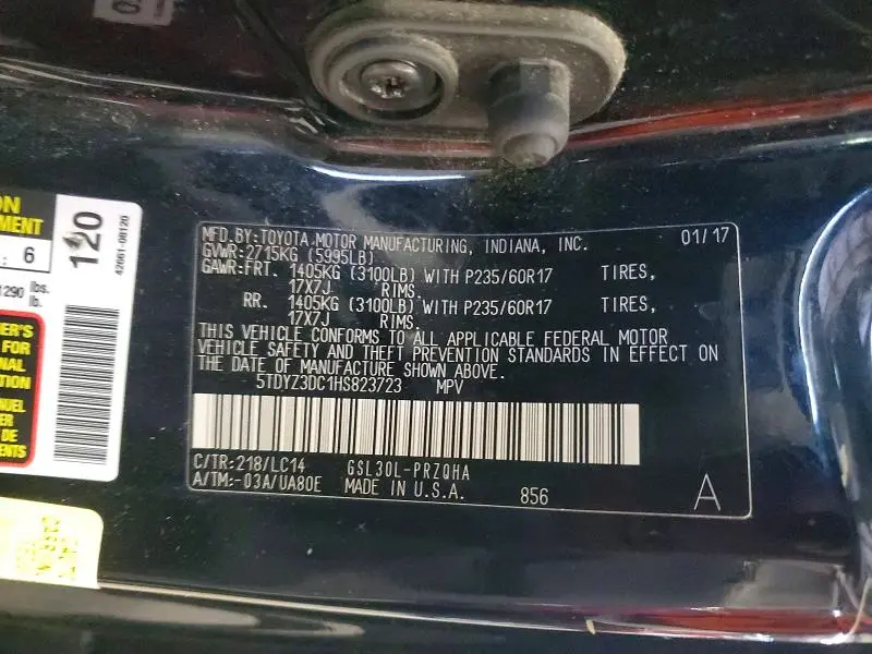 2017 TOYOTA SIENNA XLE 8-PASSENGER  