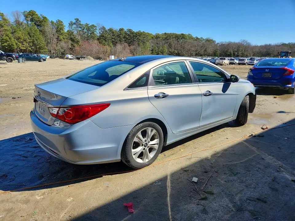 2013 HYUNDAI SONATA LIMITED  