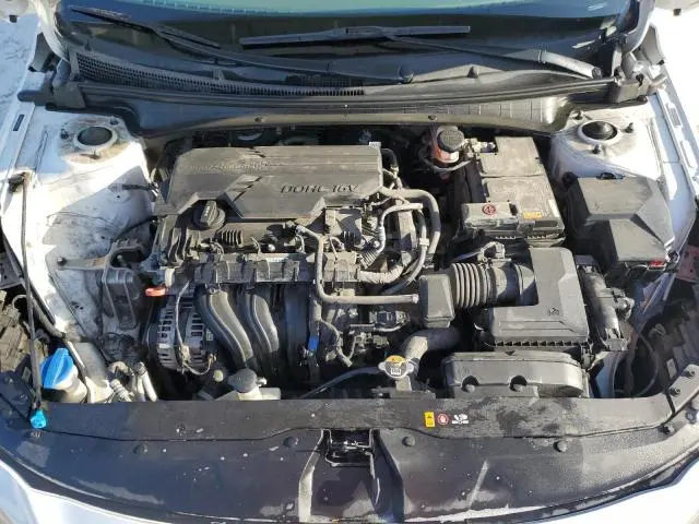 2022 HYUNDAI ELANTRA SE