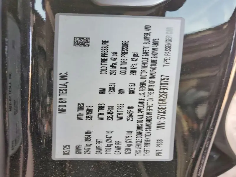 2025 TESLA MODEL 3   