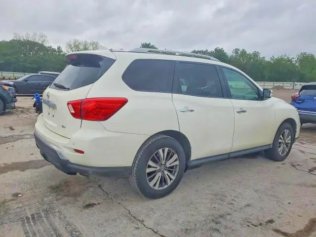 2020 NISSAN PATHFINDER SV  