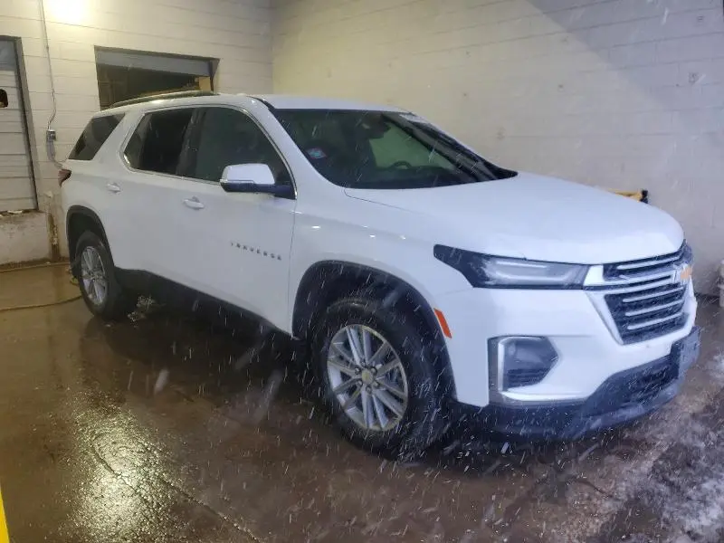 2023 CHEVROLET TRAVERSE LT  