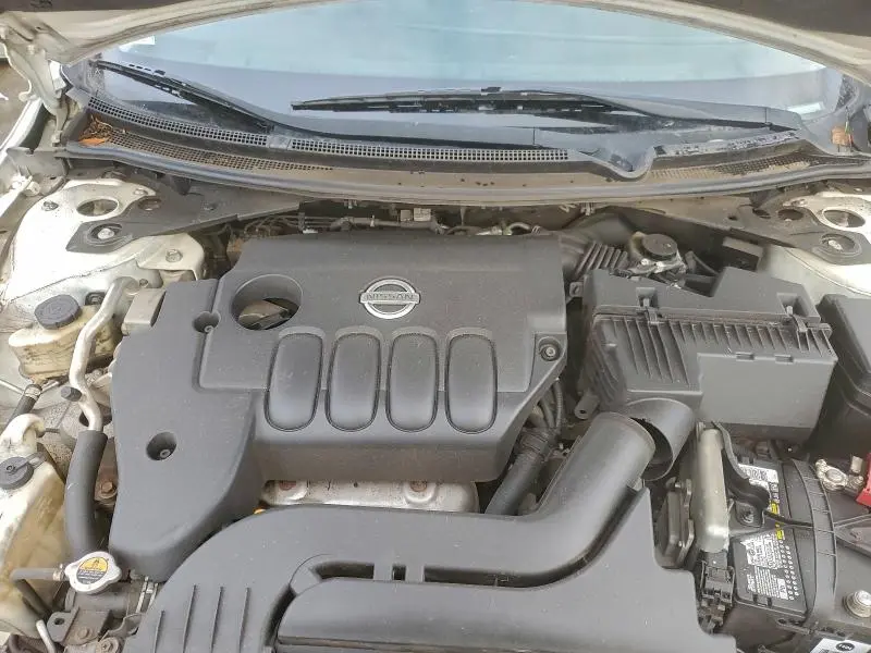 2010 NISSAN ALTIMA BASE  