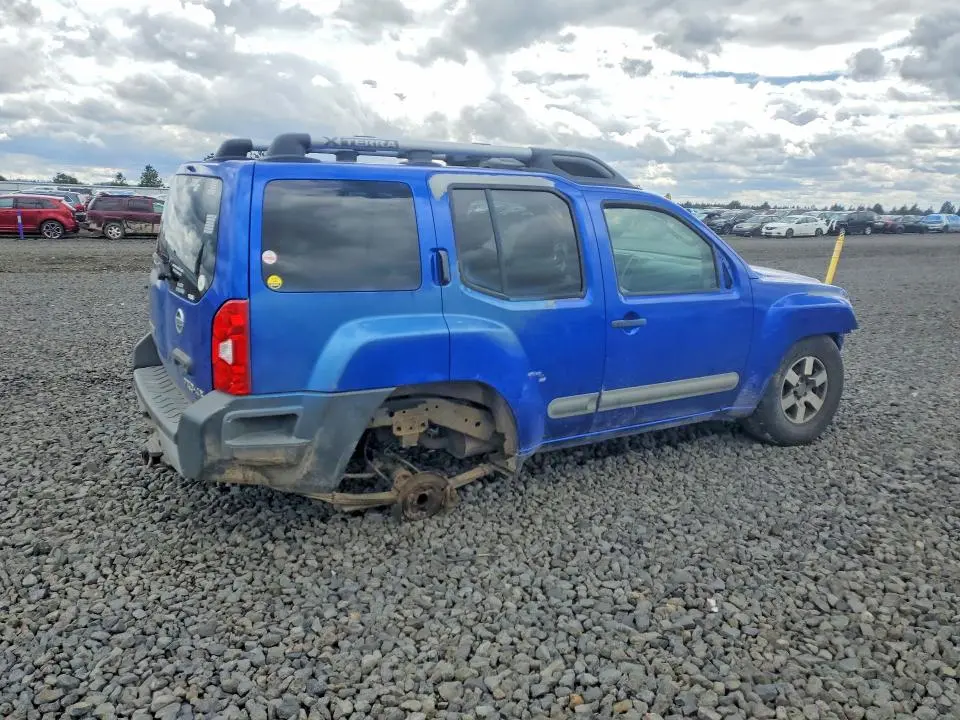 2012 NISSAN XTERRA X  