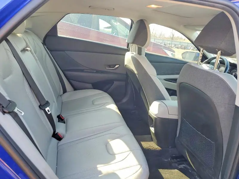 2024 HYUNDAI ELANTRA LIMITED  