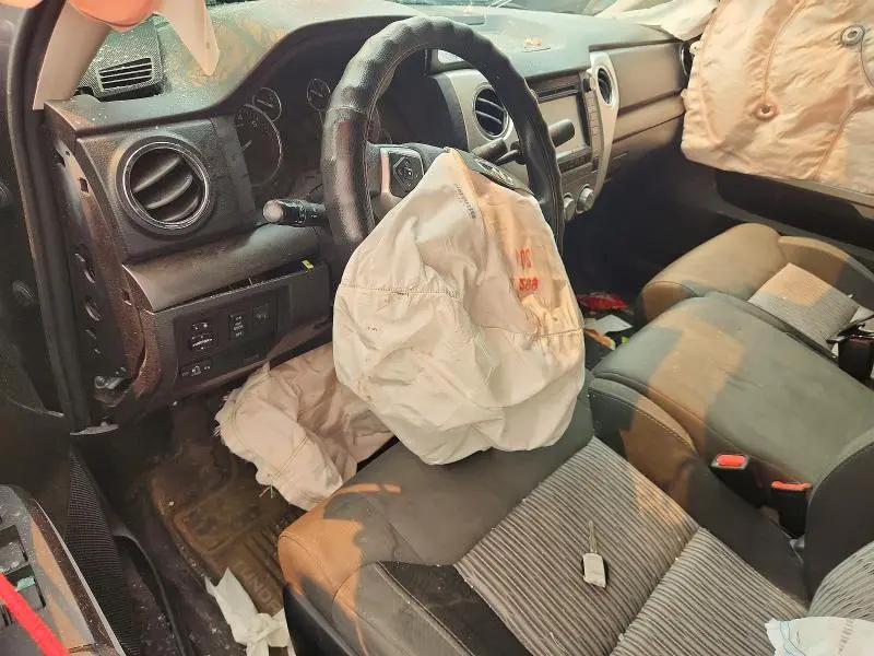 2015 TOYOTA TUNDRA SR5  