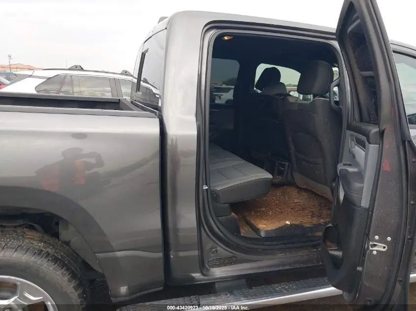 2022 RAM 1500 BIG HORN  4X4 5'7 BOX