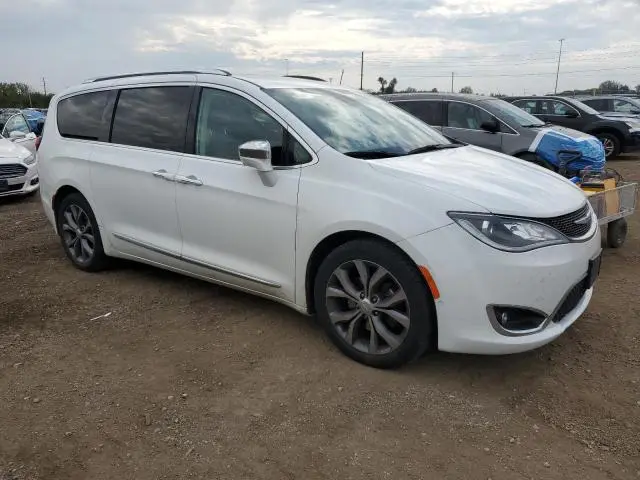 2018 CHRYSLER PACIFICA LIMITED  