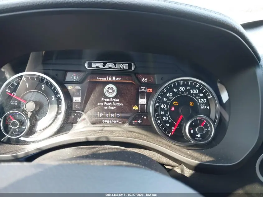 2020 RAM 1500 LARAMIE  4X4 5'7 BOX