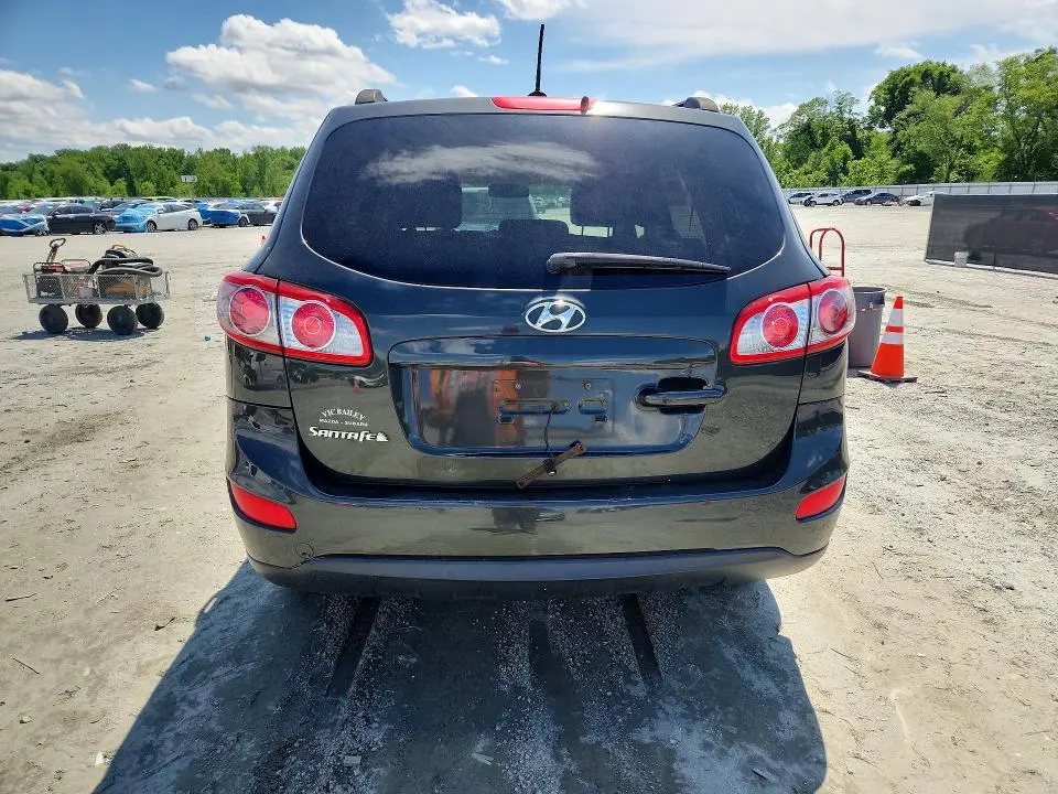 2012 HYUNDAI SANTA FE GLS  