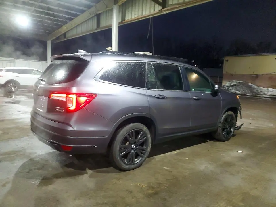 2022 HONDA PILOT SE  