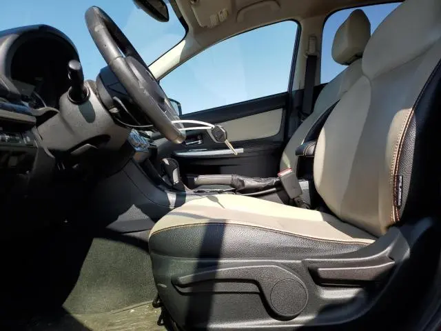 2016 SUBARU CROSSTREK LIMITED  