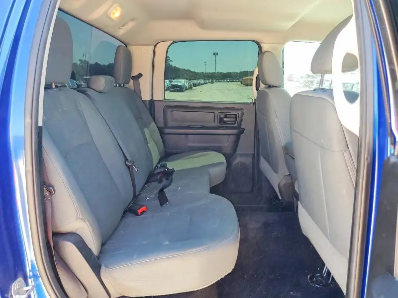 2016 RAM 1500 ST  