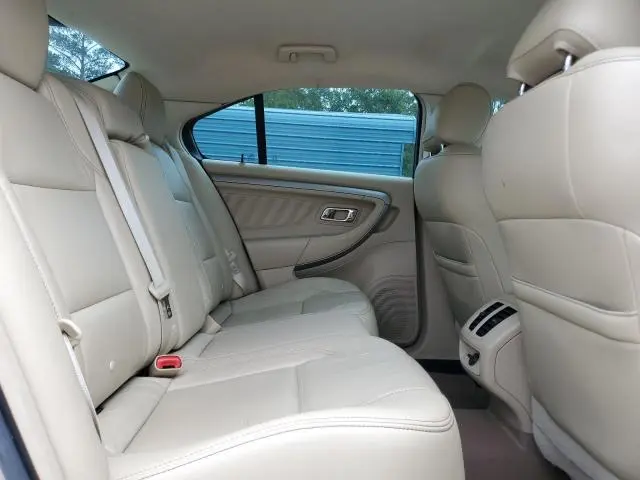 2017 FORD TAURUS SEL  