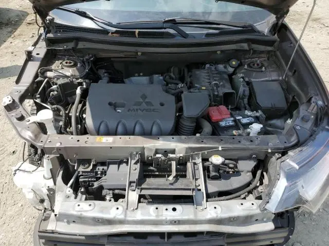 2018 MITSUBISHI OUTLANDER SE  