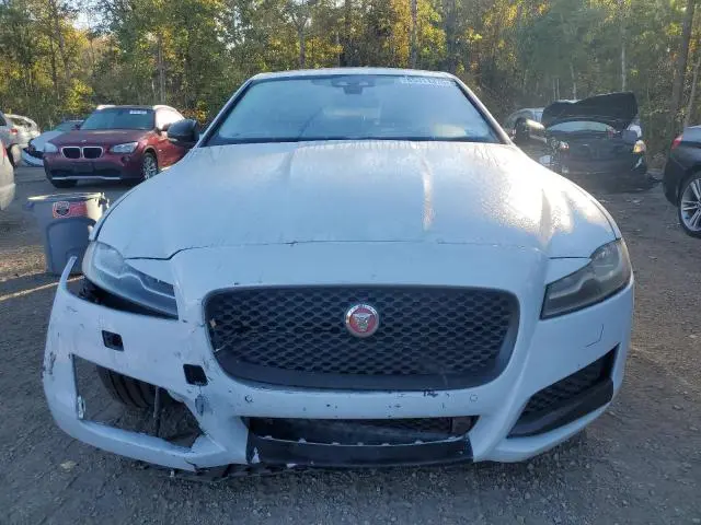 2017 JAGUAR XF PRESTIGE  