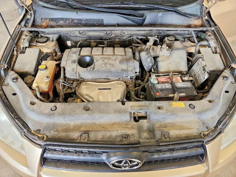 2011 TOYOTA RAV4 BASE  