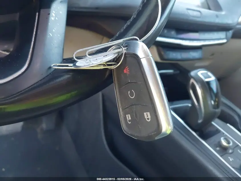 2019 CADILLAC XT4 LUXURY