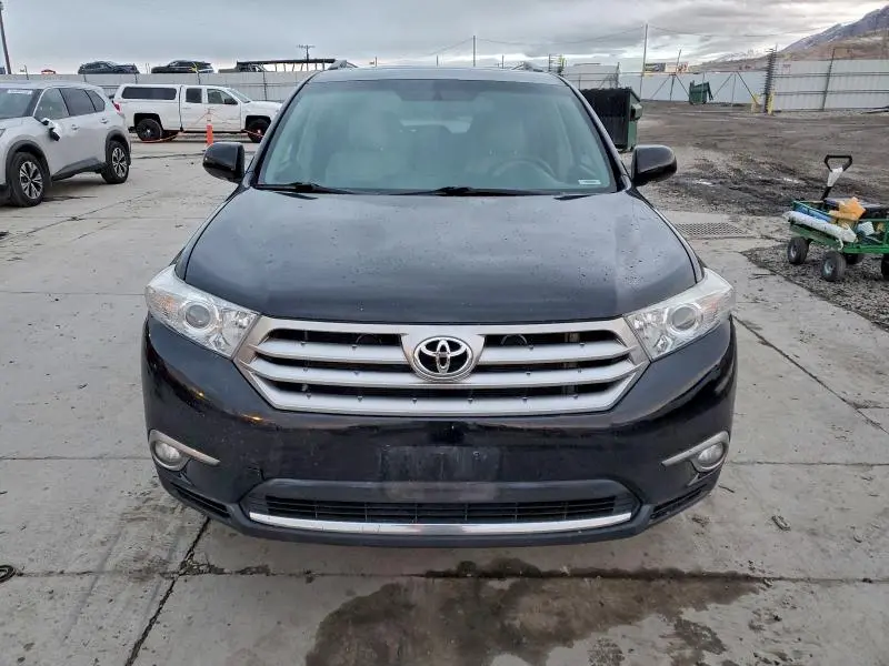 2013 TOYOTA HIGHLANDER LIMITED  