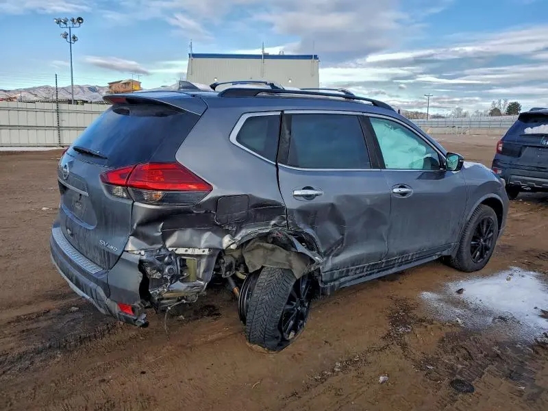 2017 NISSAN ROGUE SV  