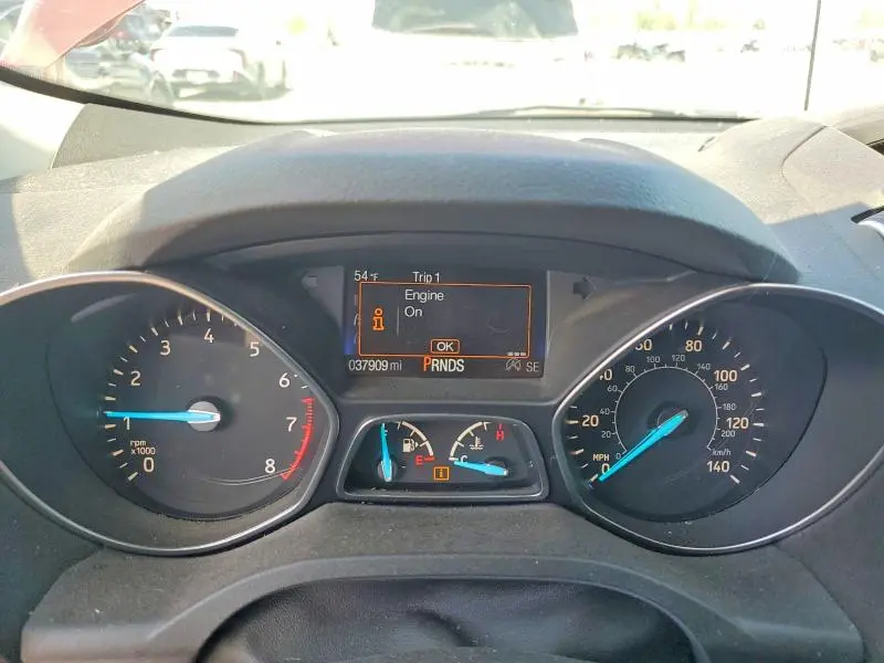 2017 FORD ESCAPE SE  