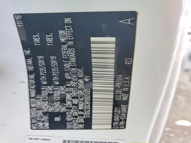 2017 TOYOTA SIENNA SE  