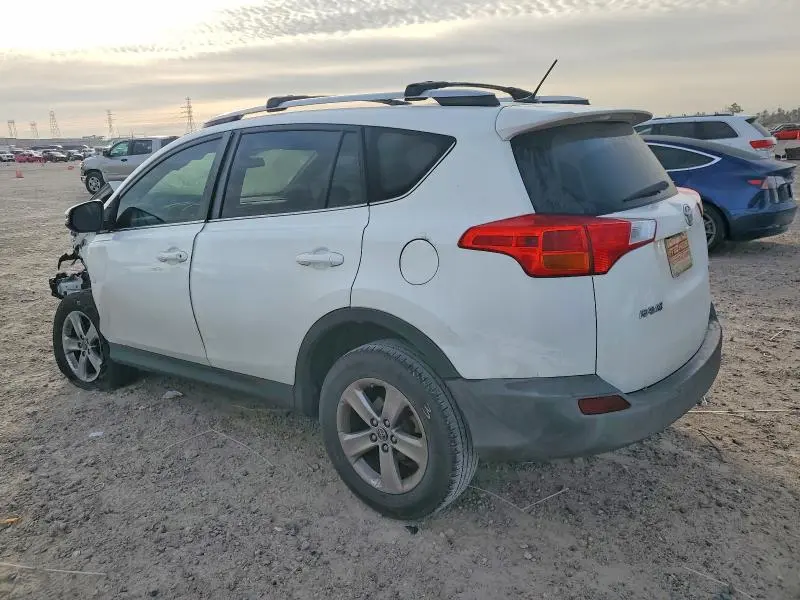 2015 TOYOTA RAV4 XLE  