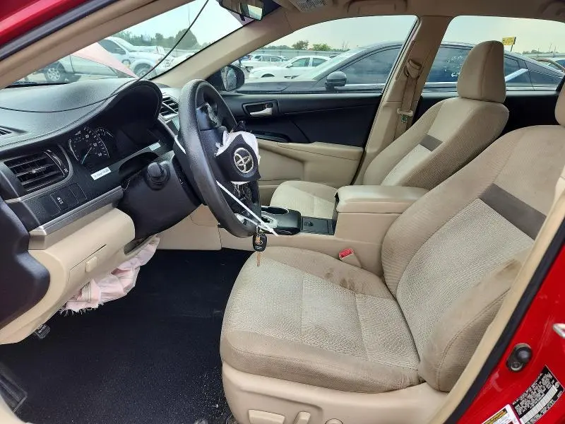 2014 TOYOTA CAMRY LE  