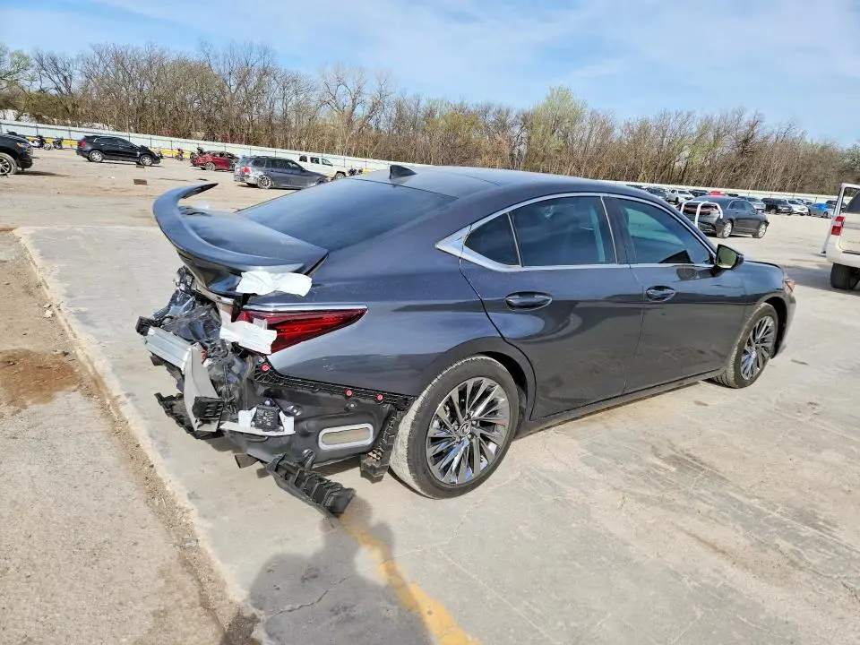 2025 LEXUS ES 350 ULTRA LUXURY  