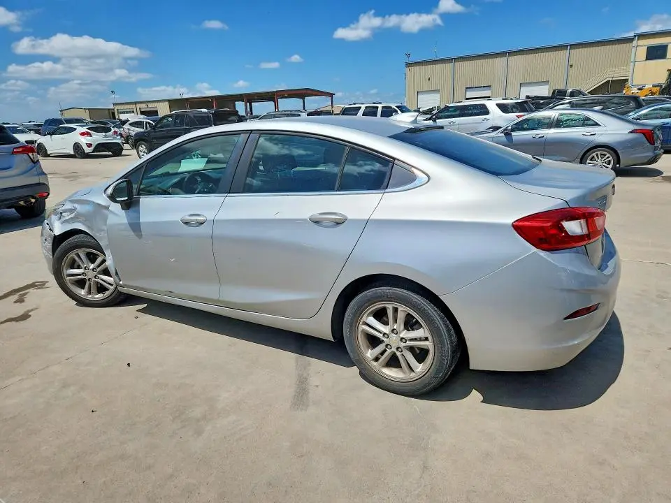 2017 CHEVROLET CRUZE LT  