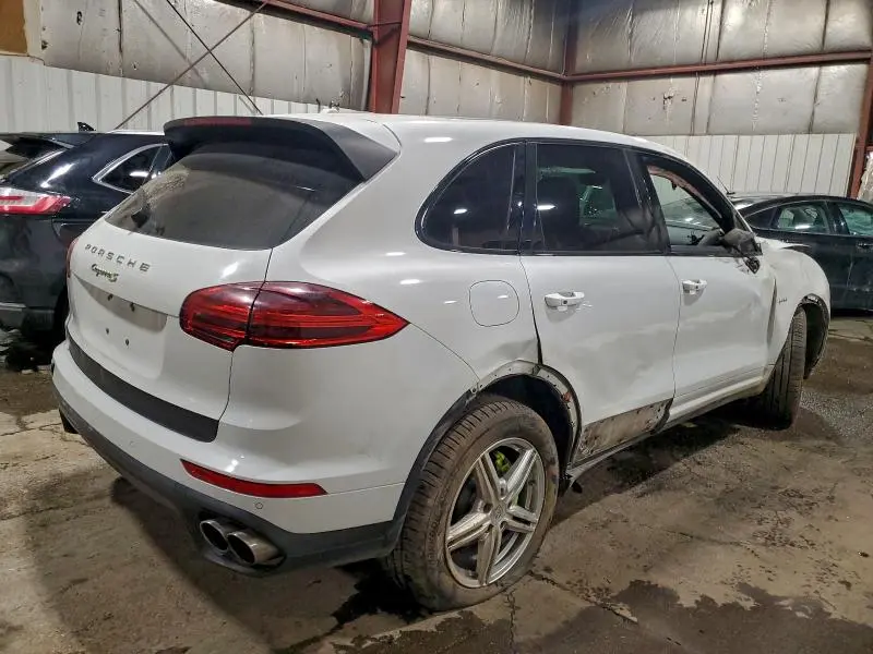 2016 PORSCHE CAYENNE SE HYBRID  