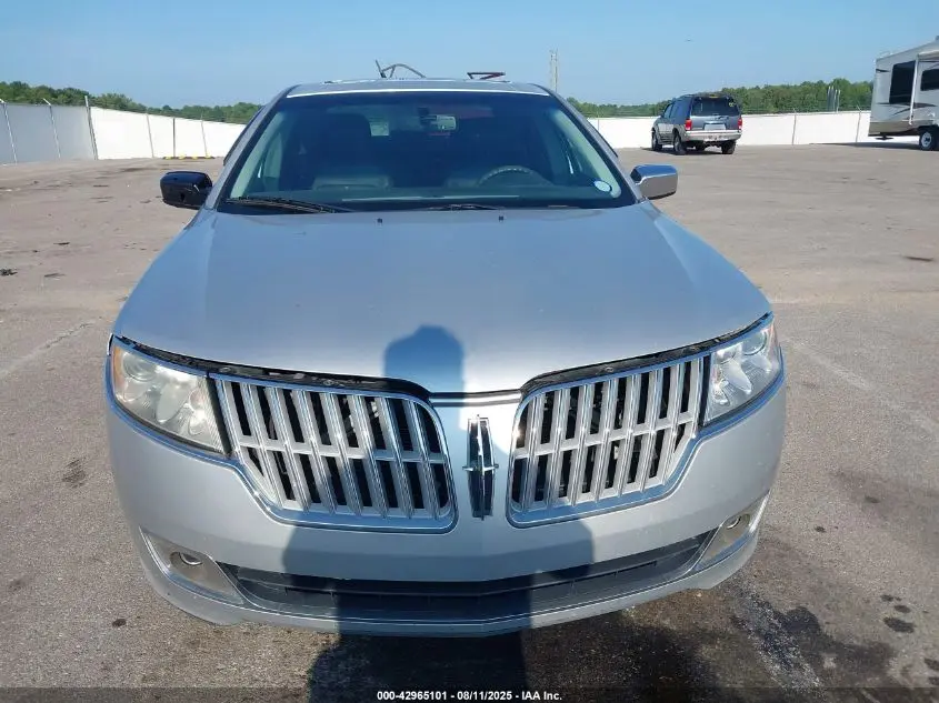 2012 LINCOLN MKZ  