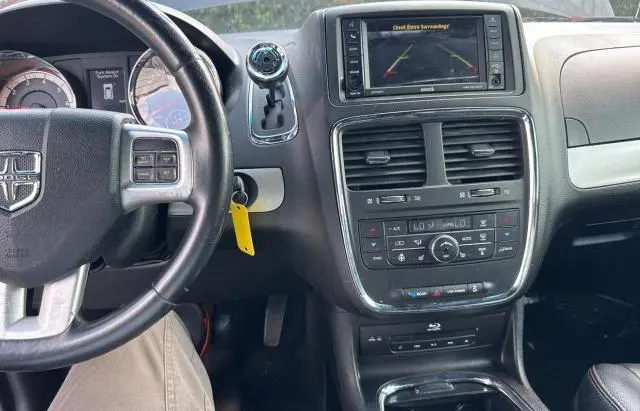 2014 DODGE GRAND CARAVAN R/T  