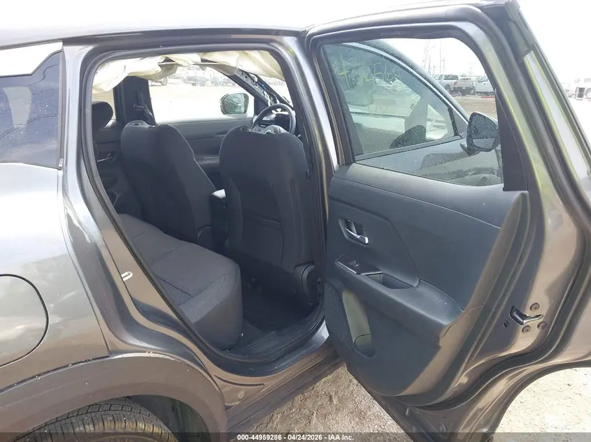 2025 NISSAN KICKS SV FWD
