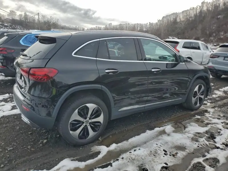 2025 MERCEDES-BENZ GLA 250  