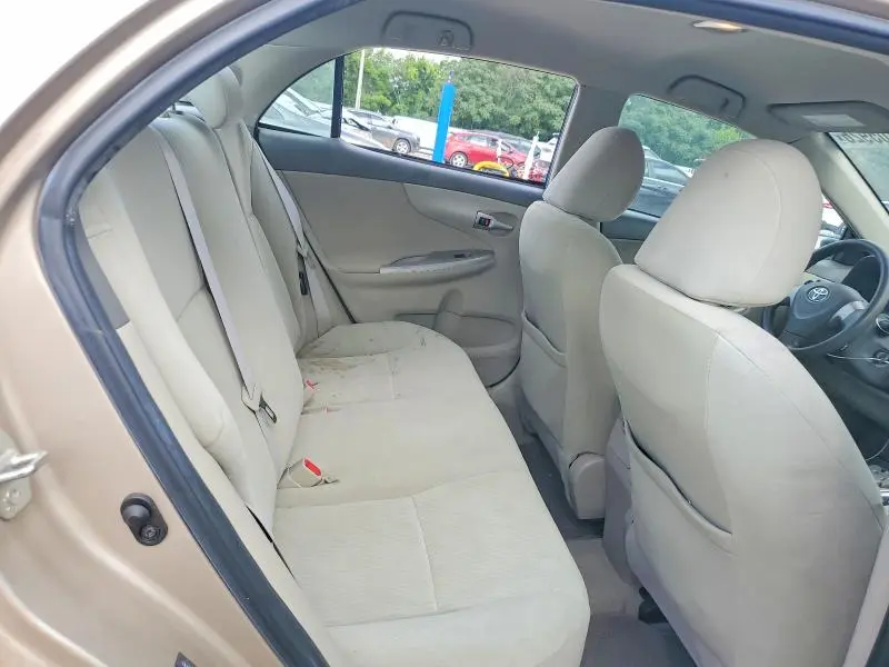 2010 TOYOTA COROLLA LE  