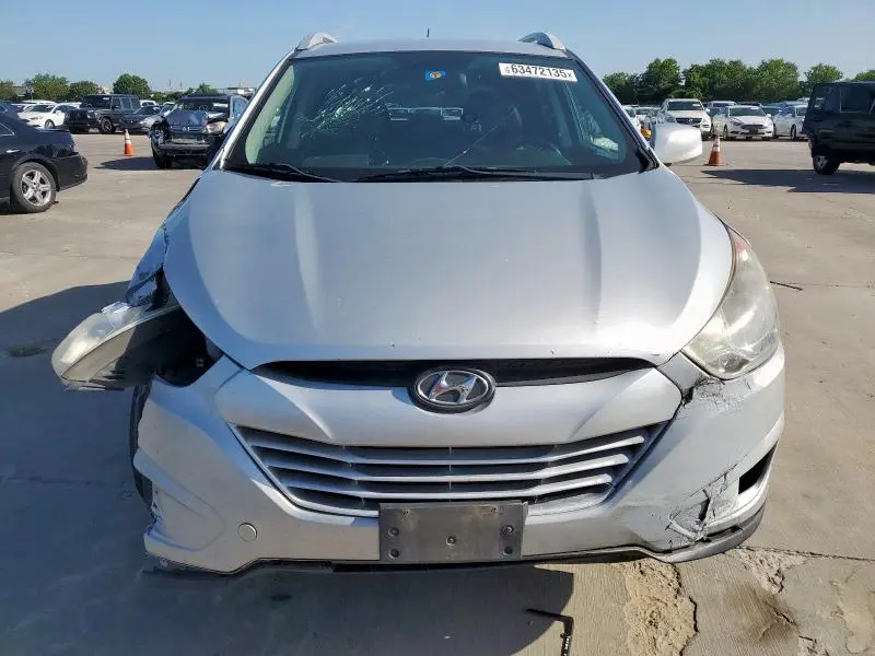 2011 HYUNDAI TUCSON GLS  