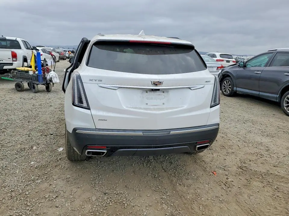 2021 CADILLAC XT5 SPORT  