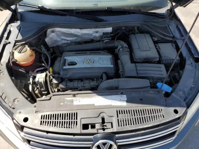 2016 VOLKSWAGEN TIGUAN S  