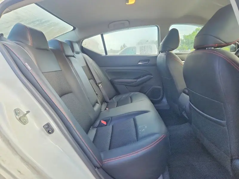 2024 NISSAN ALTIMA SR  