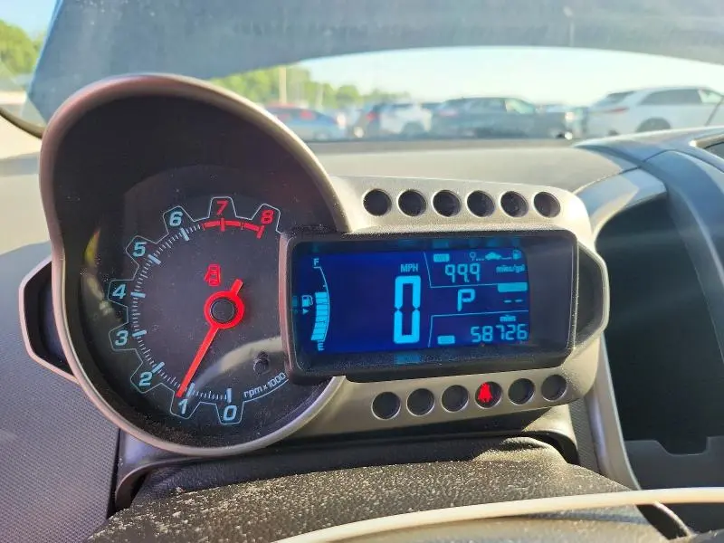 2015 CHEVROLET SONIC LT  