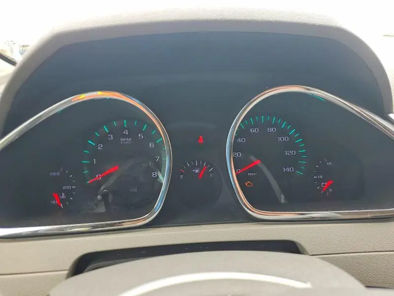 2011 CHEVROLET TRAVERSE LT  