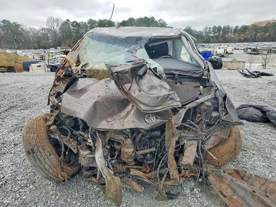 2016 TOYOTA SIENNA SE 8-PASSENGER  