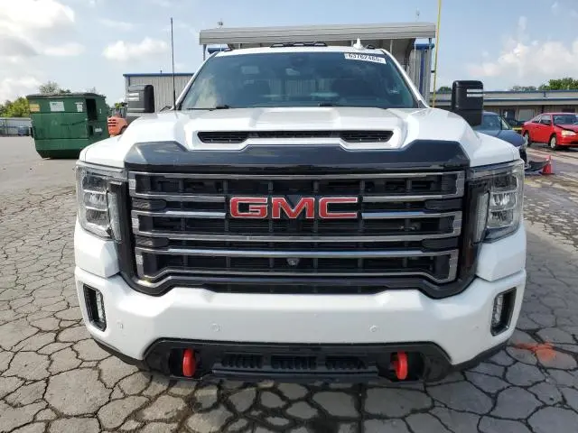 2022 GMC SIERRA K2500 AT4  