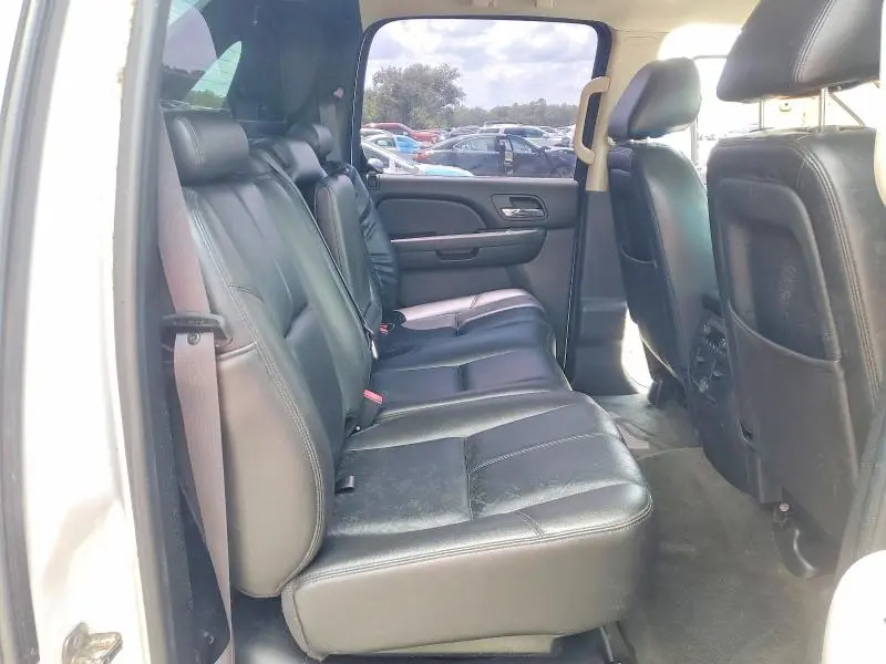 2012 CHEVROLET AVALANCHE LT  