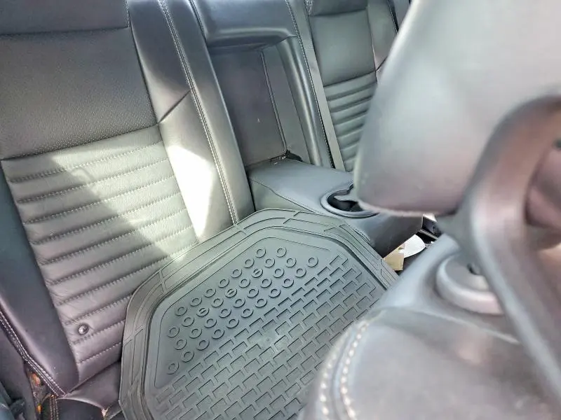 2014 DODGE CHALLENGER SXT  